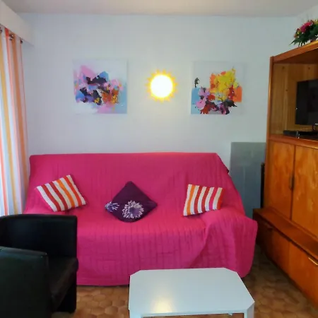 Apartment Bord De Avec Parking