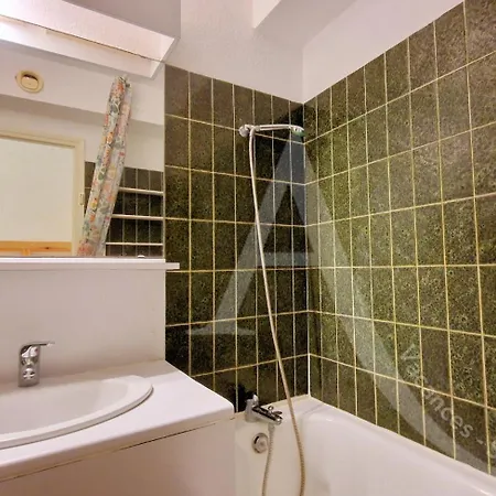 Bord De Avec Parking Daire